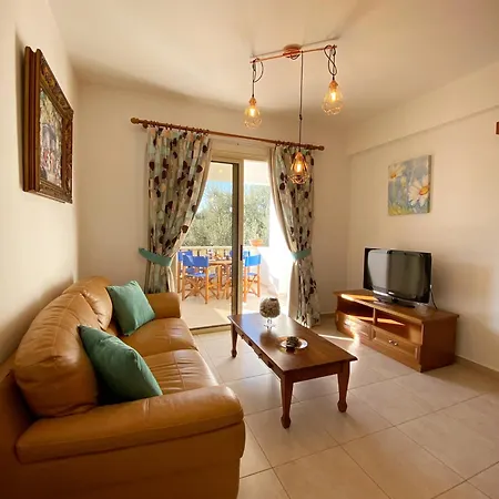 Meadow Vista Apartment *