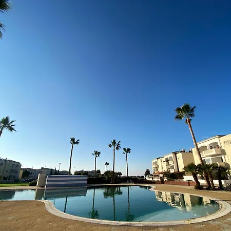 Meadow Vista Apartment *