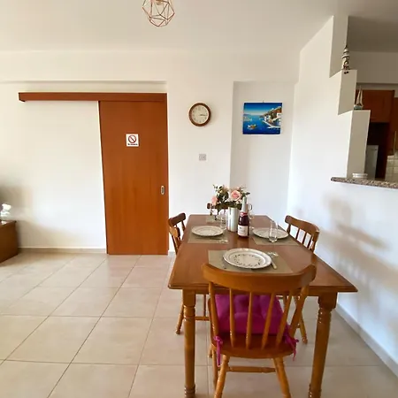 Meadow Vista Apartment Mandria (Paphos)